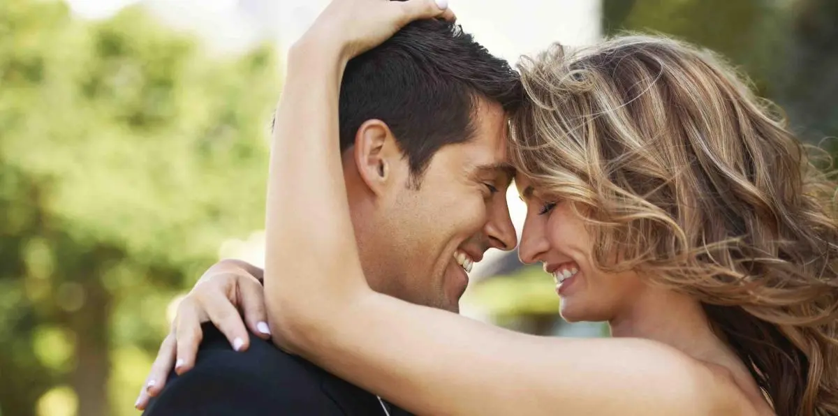Empezar el año con el pie derecho - Pareja