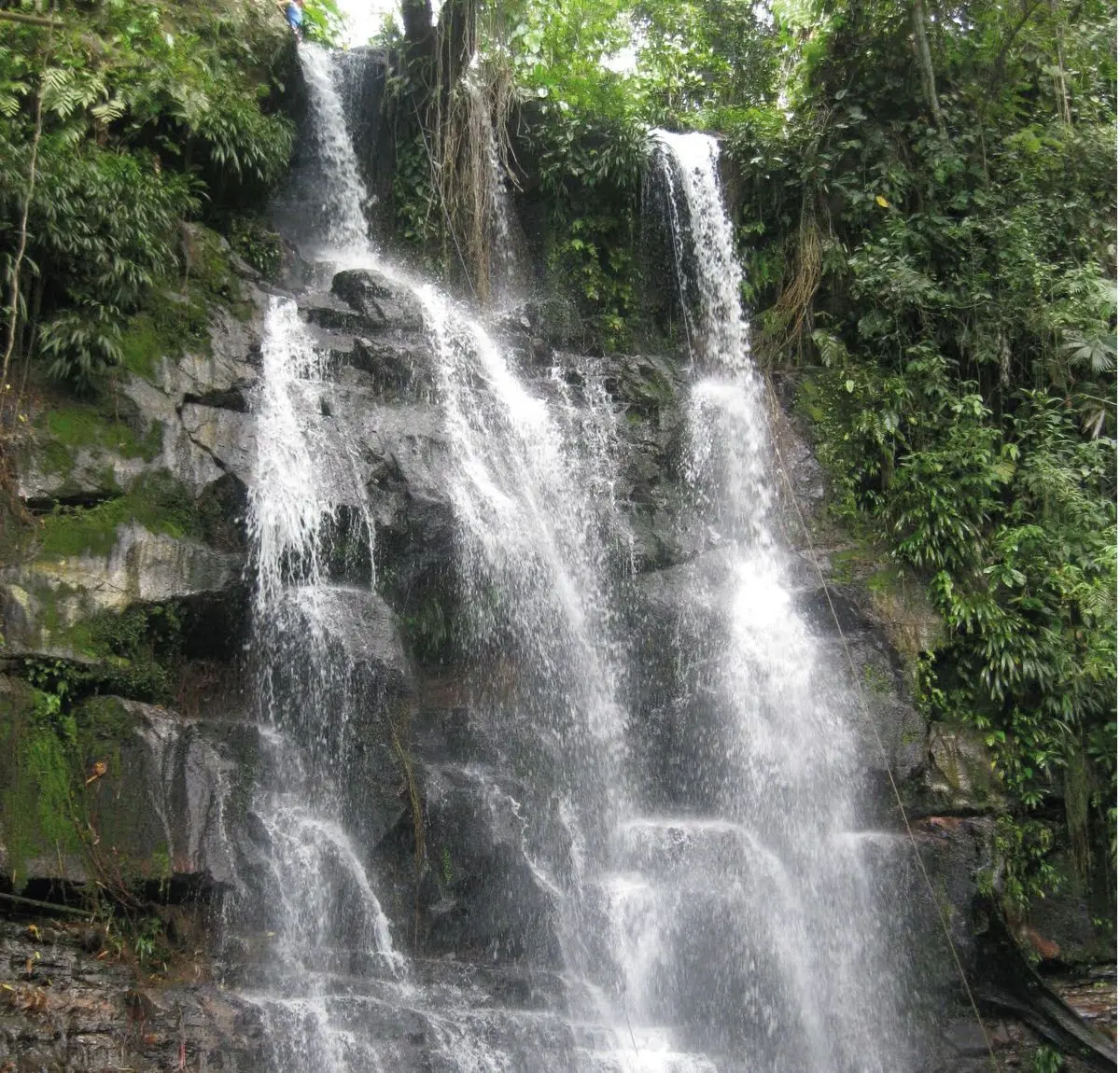 Cascadas en Colombia Cascada La Guagua