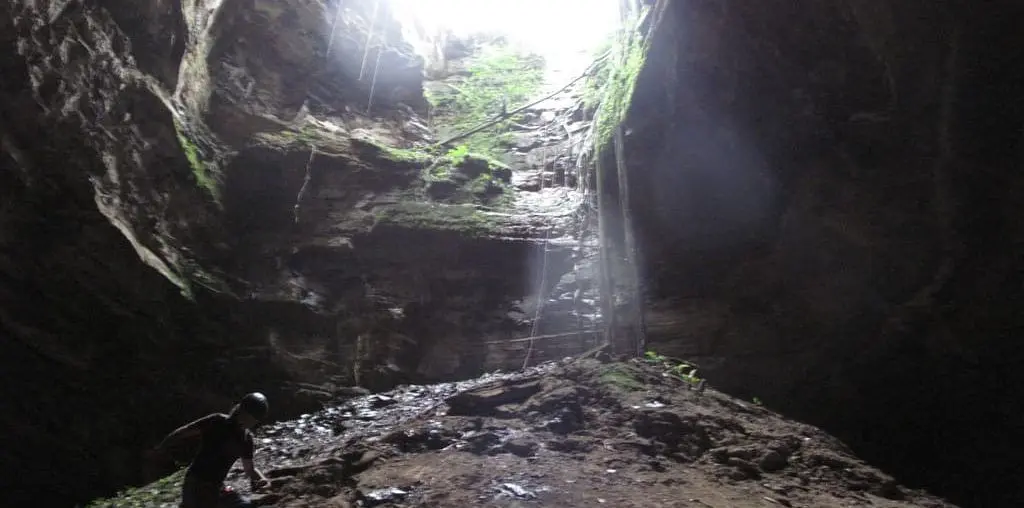 Cuevas en Colombia Cueva del Ayal y La Fábrica