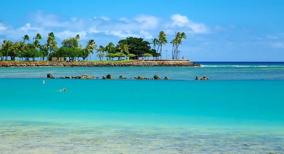 honolulu travelguides - 9 playas de Estados Unidos que no te puedes perder