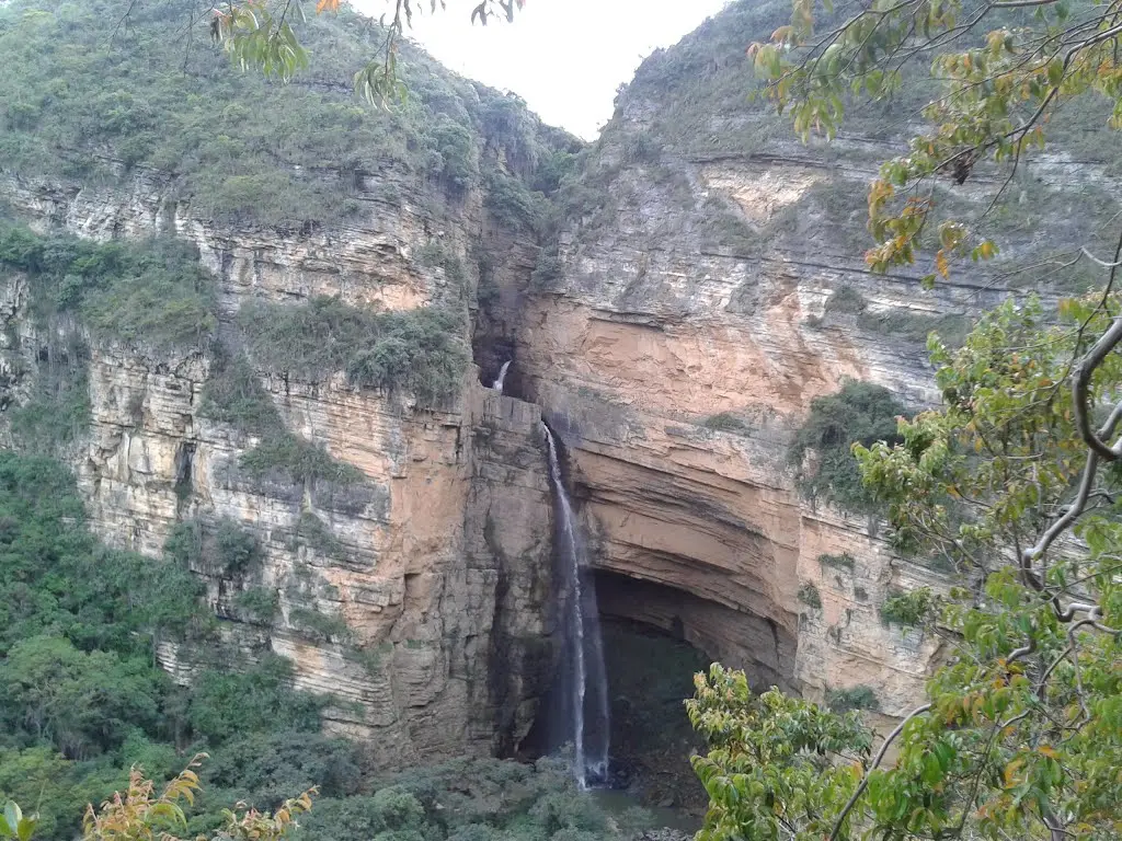 Que hacer en Villa de Leyva Cascada y cueva El Hayal