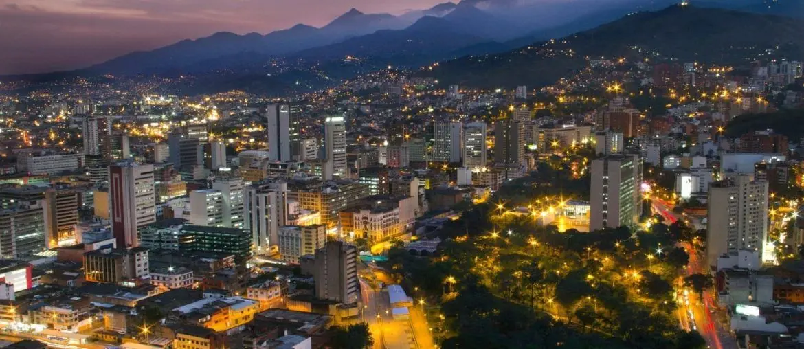 Lugares en Colombia para pasar amor y amistad Cali
