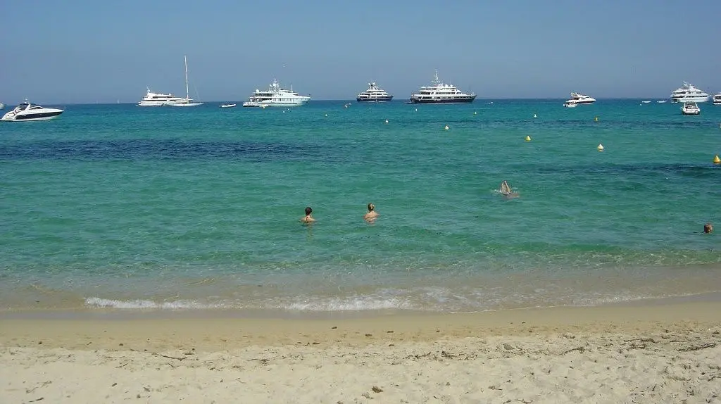 Playas-nudistas-de-Europa - Playa Pampelonne