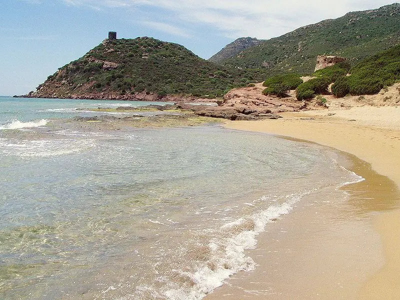Playas nudistas de Europa Playa Porto Ferro