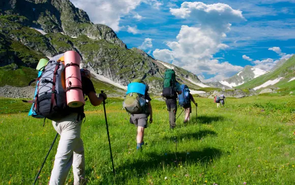 Trekking en Colombia Portada Alquiler de Carros