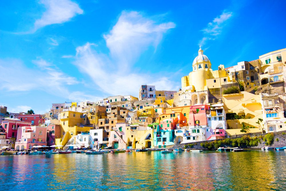 Destinos internacionales más baratos para viajar - Napoles