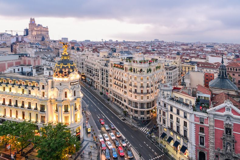 Renta de Autos en Madrid - Destinos internacionales para viajar con mama