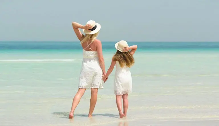 Destinos internacionales para viajar con mama