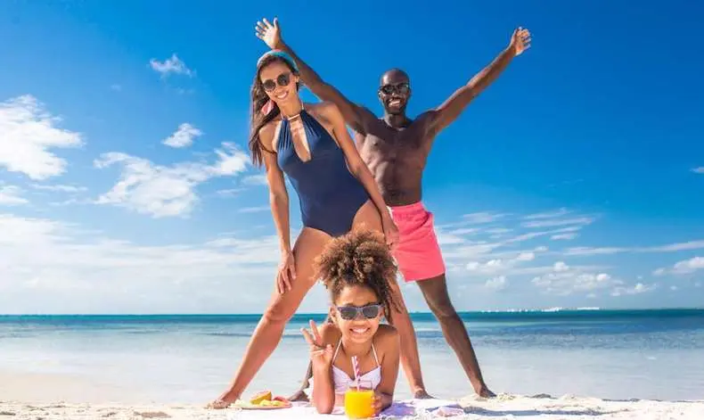 Renta de Autos - Destinos internacionales para viajar con mama