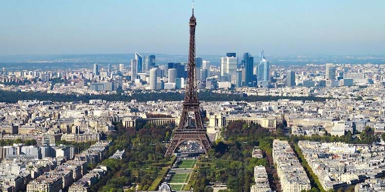 Renta de Autos en Paris - Destinos internacionales para viajar con mama