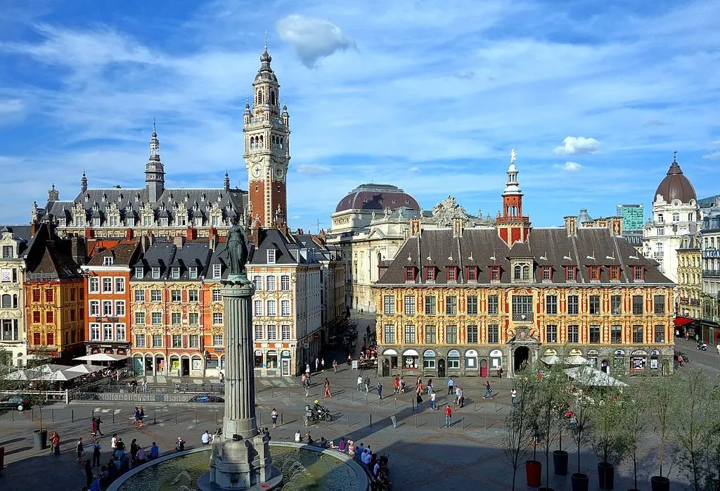 Destinos internacionales baratos para viajar cada mes - Francia