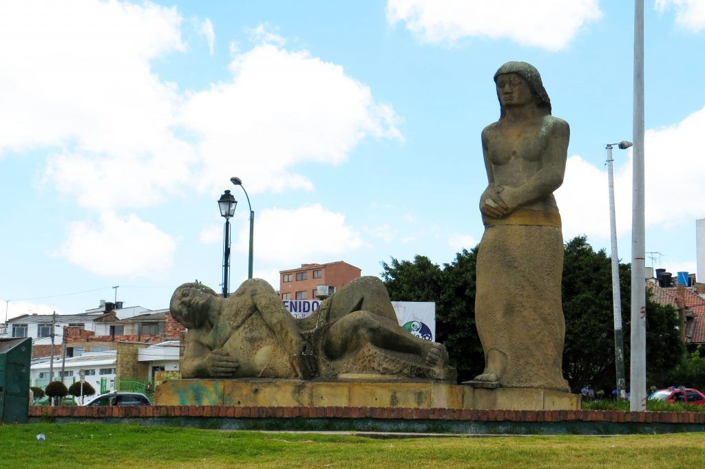Qué hacer en Tunja - Monumento a la Raza