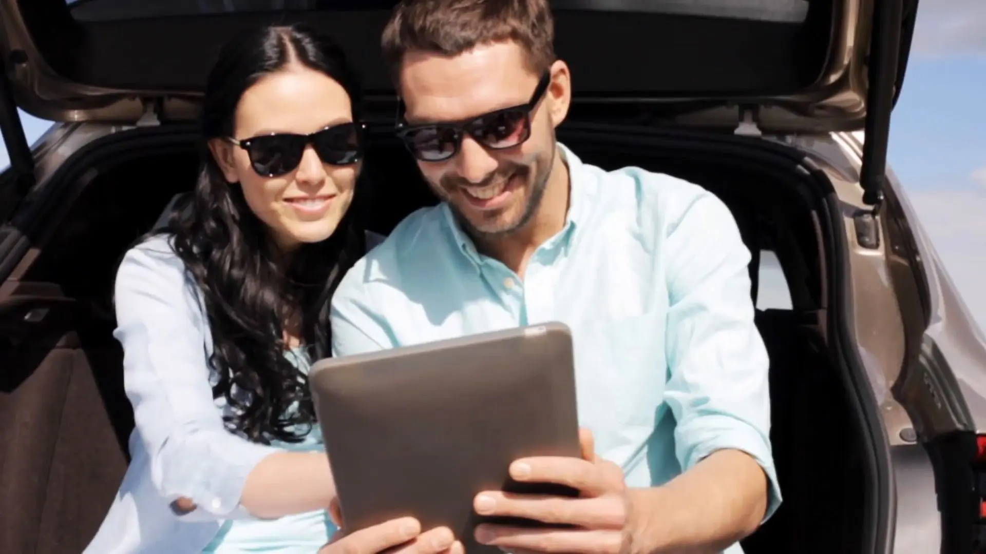 Rentar un auto Buscando Pareja