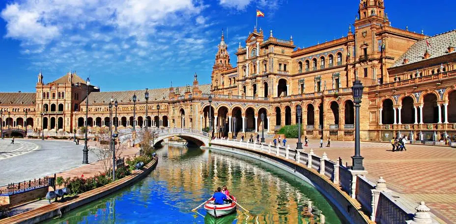 Las mejores ciudades de España - Alquiler de Carros en España