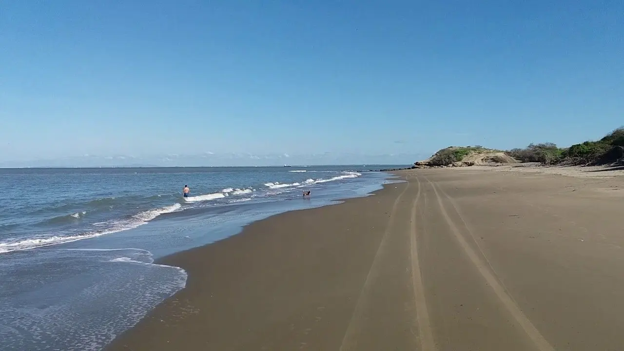 Planes exóticos en Colombia - Playa Punta Brava