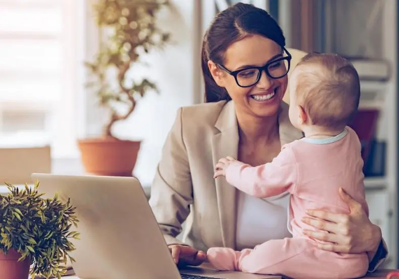 Viajar con mamá: ¿cómo es ella?, te decimos dónde llevarla de paseo