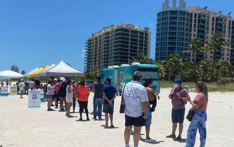 viaja a miami por vacuna texas