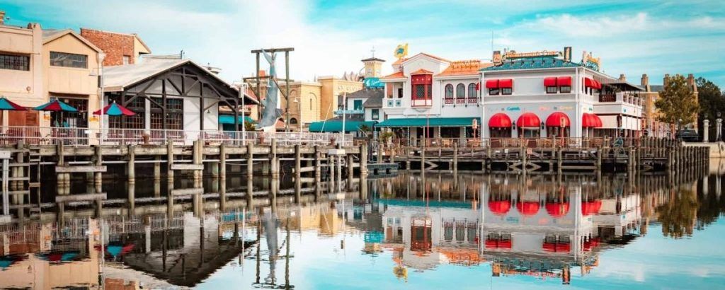 Vive la magia de Universal Studios Florida y recorre Orlando a tu ritmo alquilando un carro con Alkilautos.com.